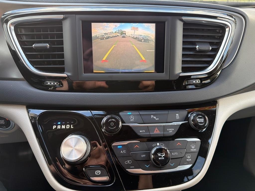 Chrysler Pacifica  2020