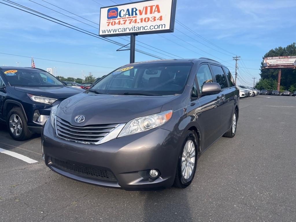 Toyota Sienna  2015
