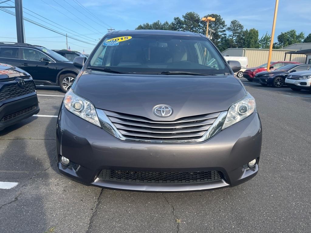 Toyota Sienna  2015