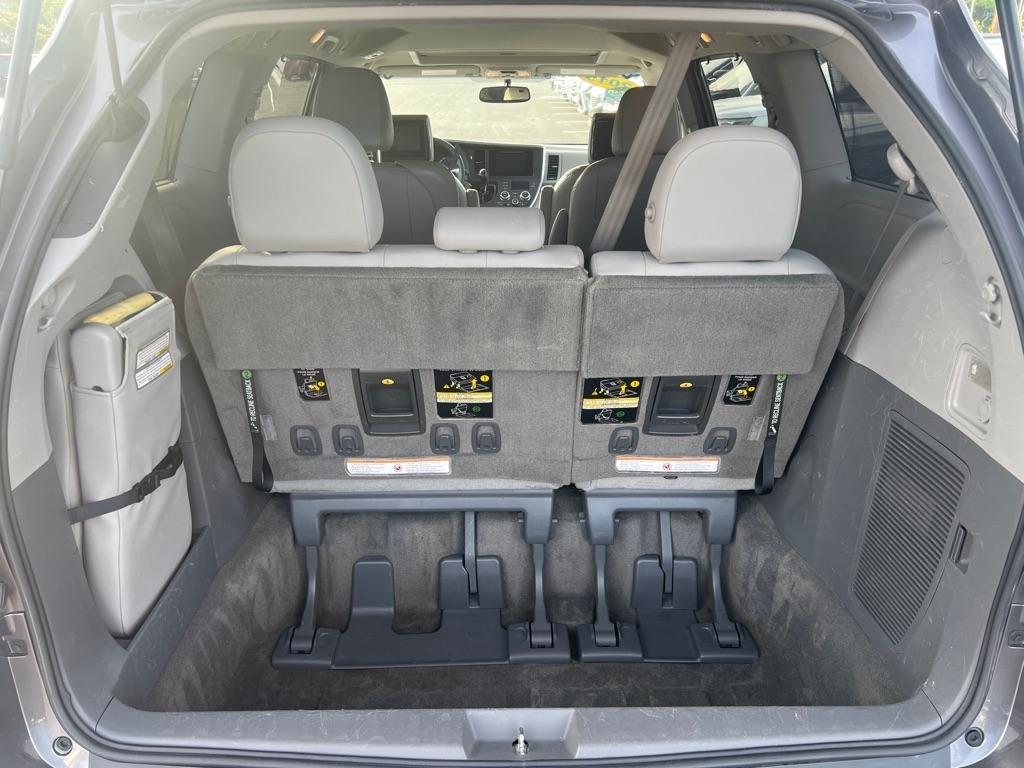 Toyota Sienna  2015