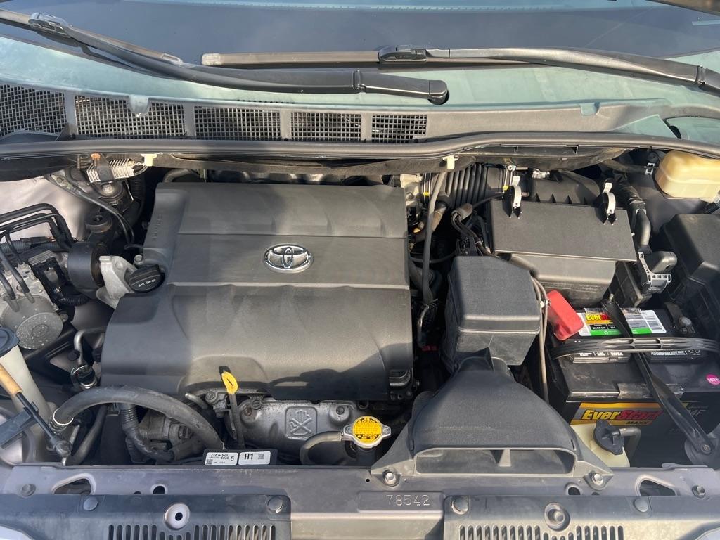 Toyota Sienna  2015