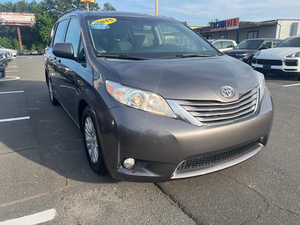 Toyota Sienna  2015