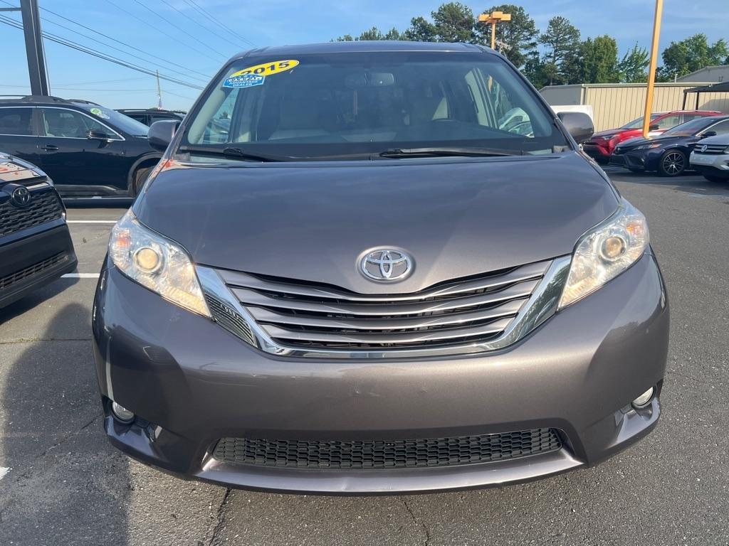 Toyota Sienna  2015