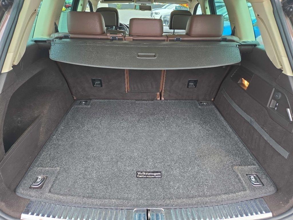 Volkswagen Touareg  2013