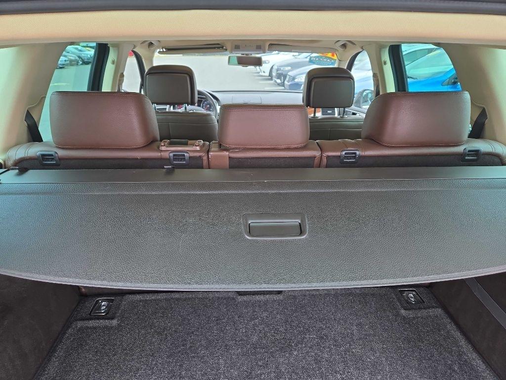 Volkswagen Touareg  2013