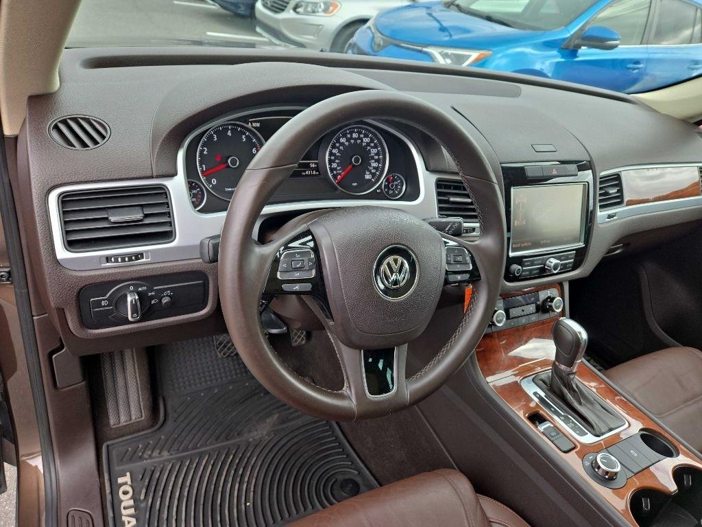 Volkswagen Touareg  2013