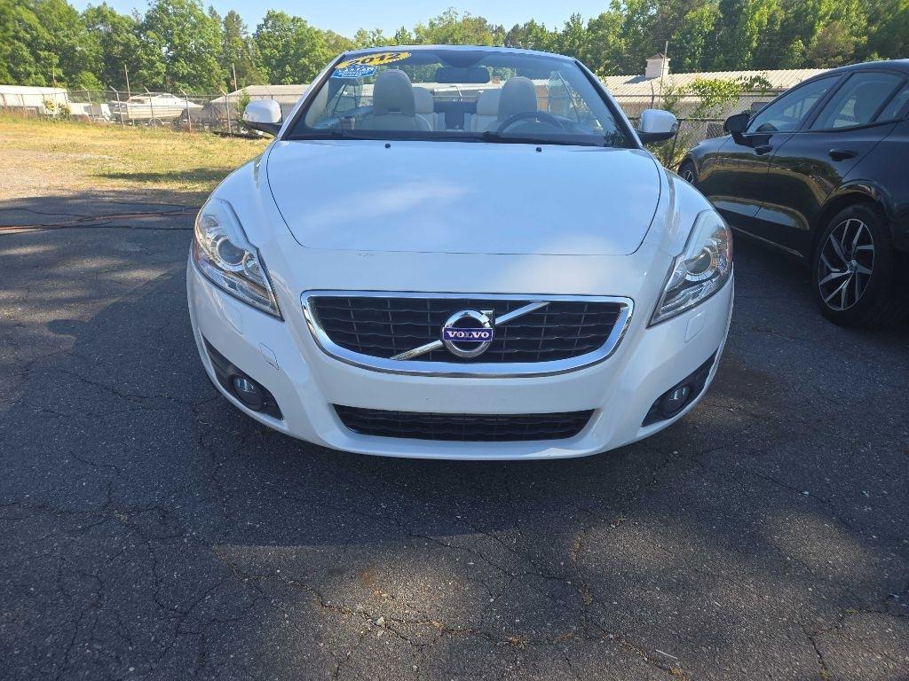 Volvo C70  2012