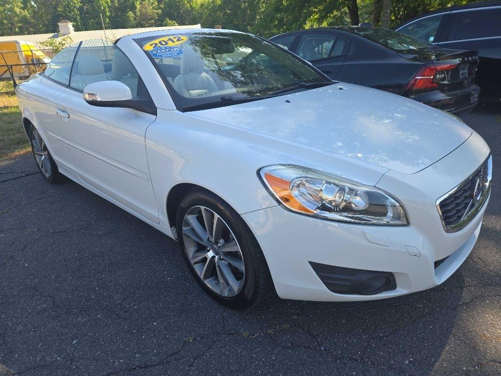 Volvo C70  2012
