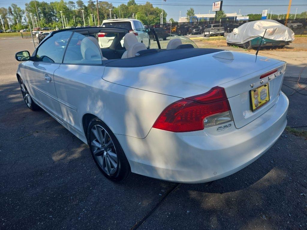 Volvo C70  2012