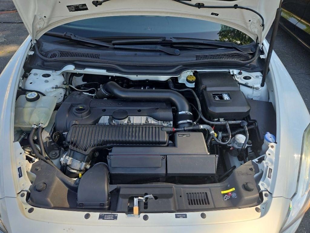 Volvo C70  2012
