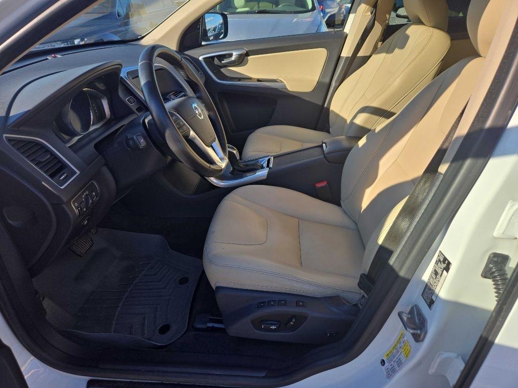 Volvo XC60  2016