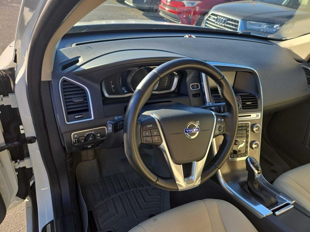 Volvo XC60  2016