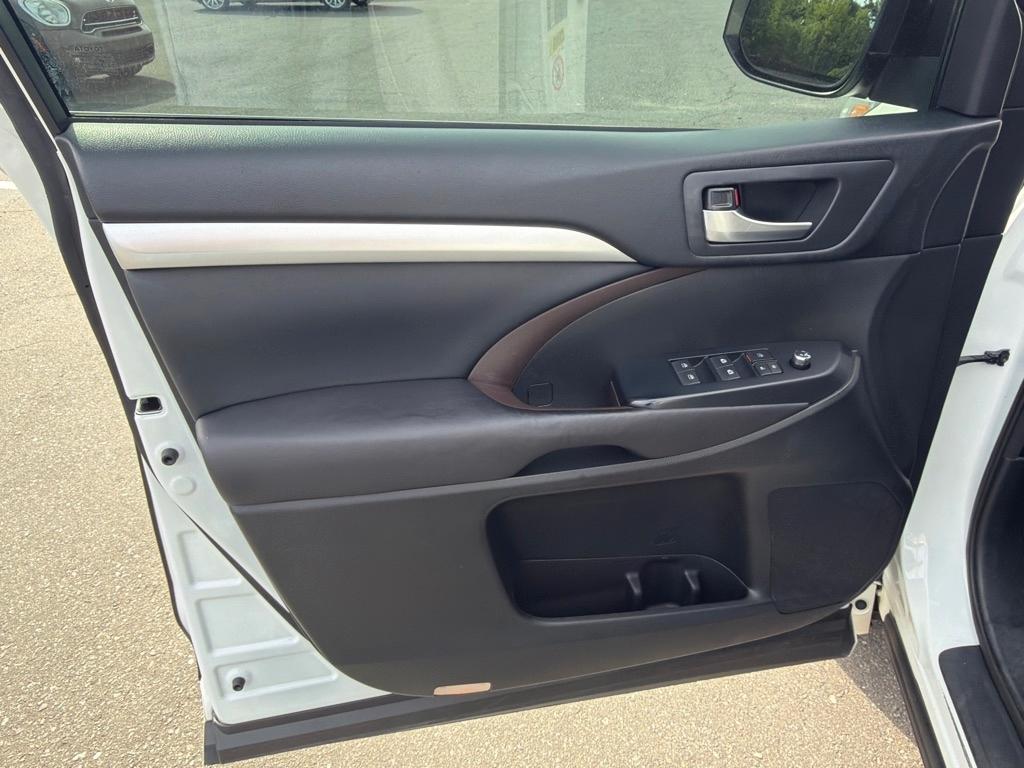 Toyota Highlander  2017