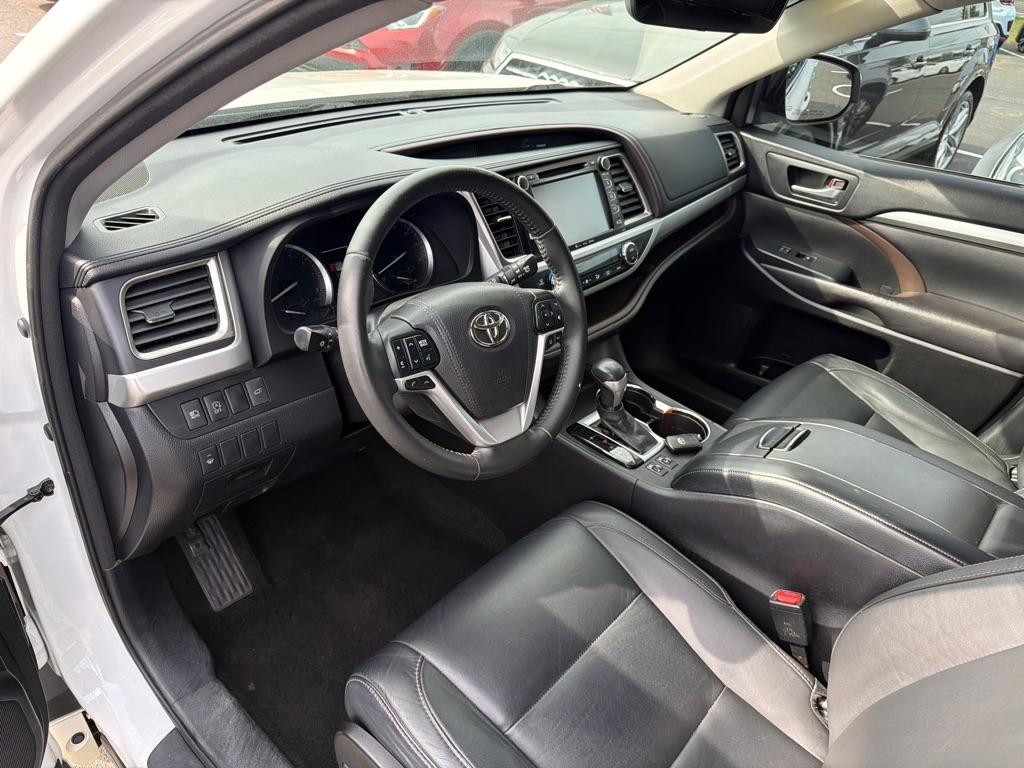 Toyota Highlander  2017