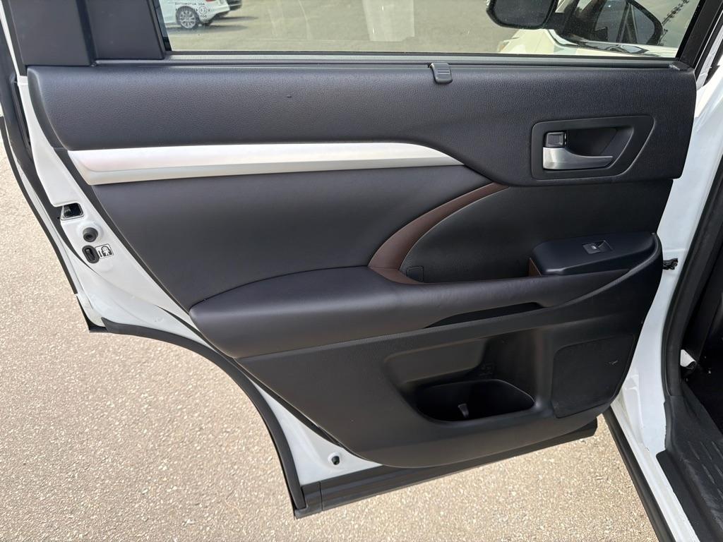 Toyota Highlander  2017