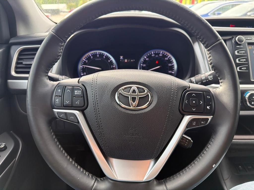 Toyota Highlander  2017