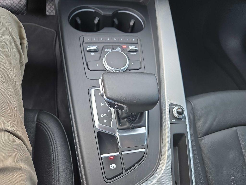 Audi A4  2017