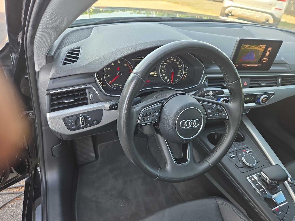 Audi A4  2017