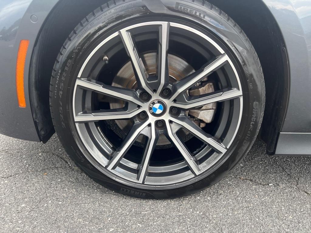 BMW 3-Series  2021
