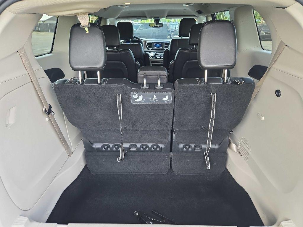 Chrysler Voyager  2020