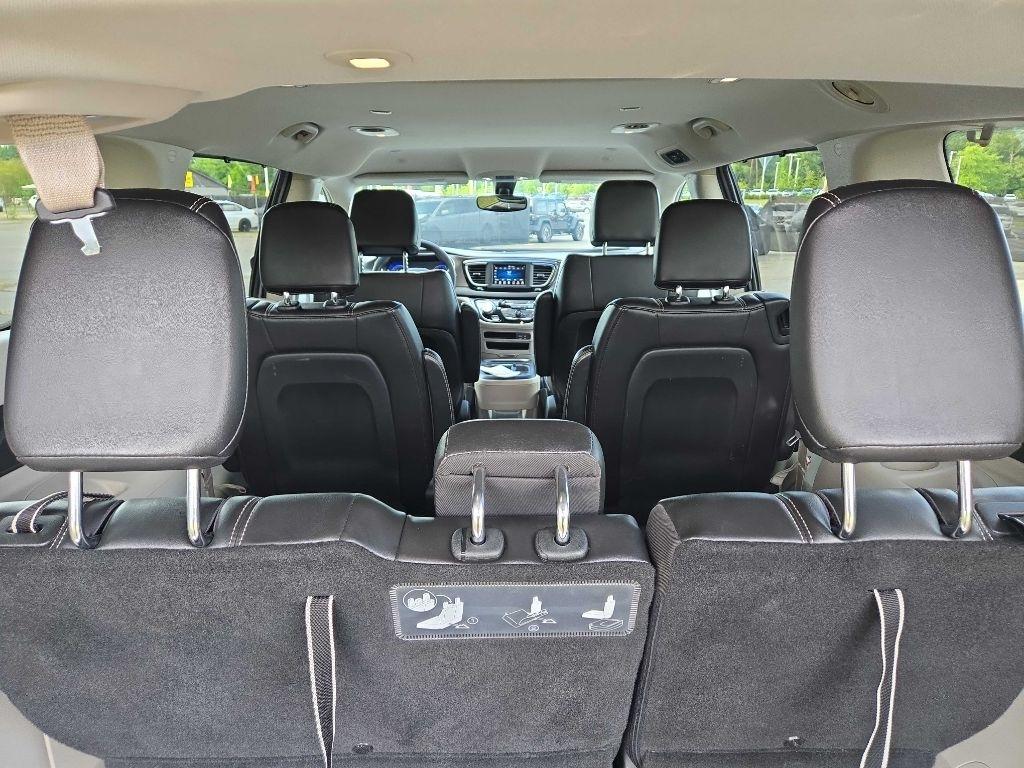 Chrysler Voyager  2020