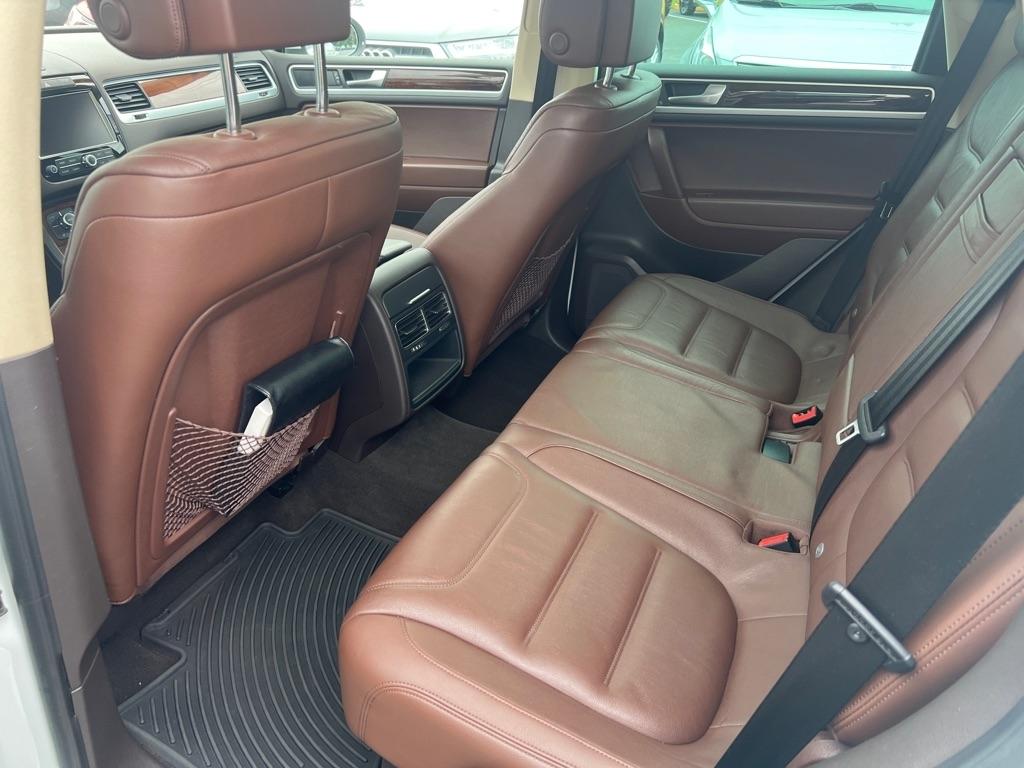 Volkswagen Touareg  2014