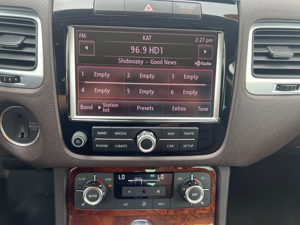 Volkswagen Touareg  2014