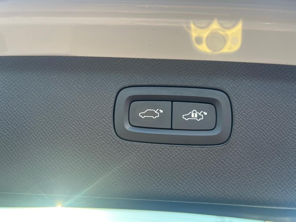 Volvo XC90  2017