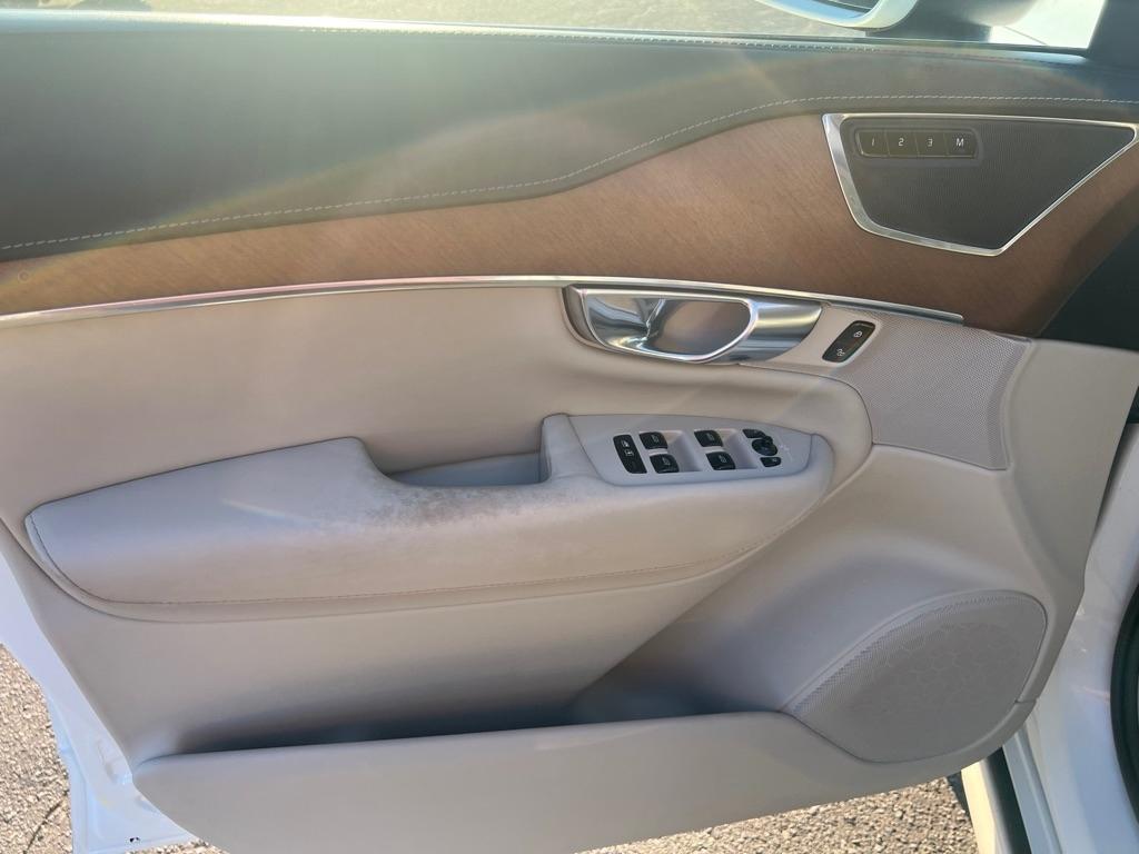 Volvo XC90  2017