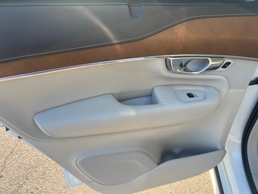 Volvo XC90  2017