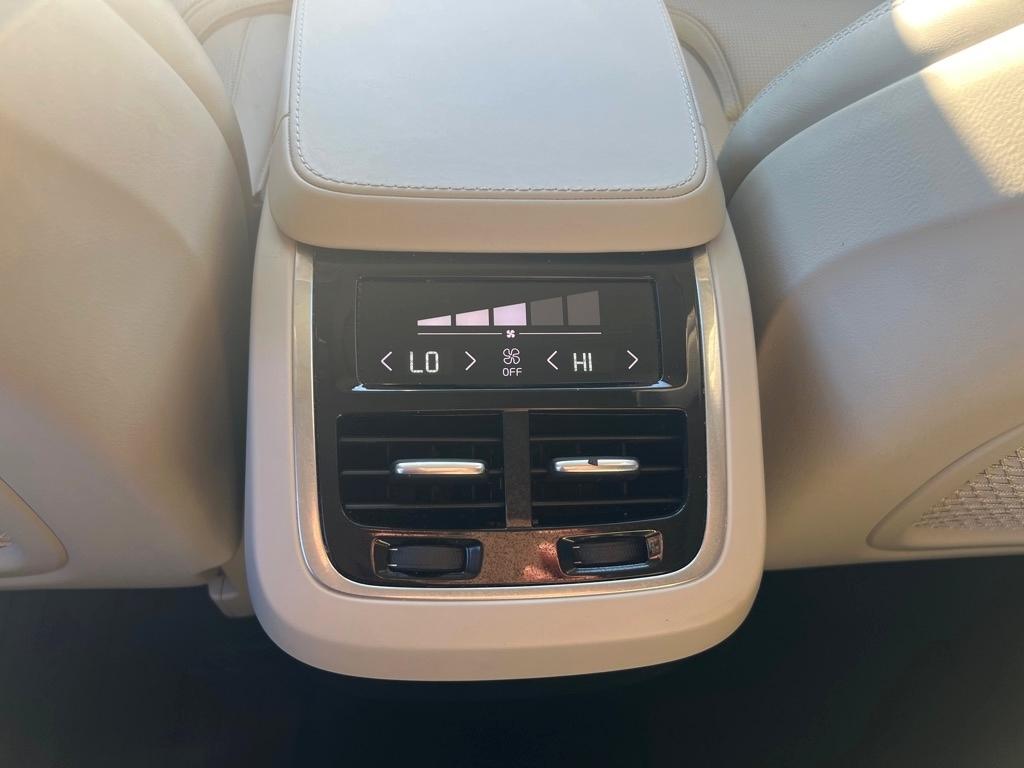 Volvo XC90  2017