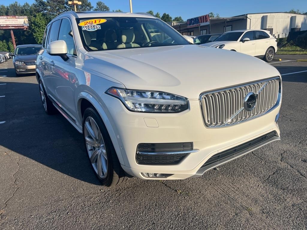 Volvo XC90  2017