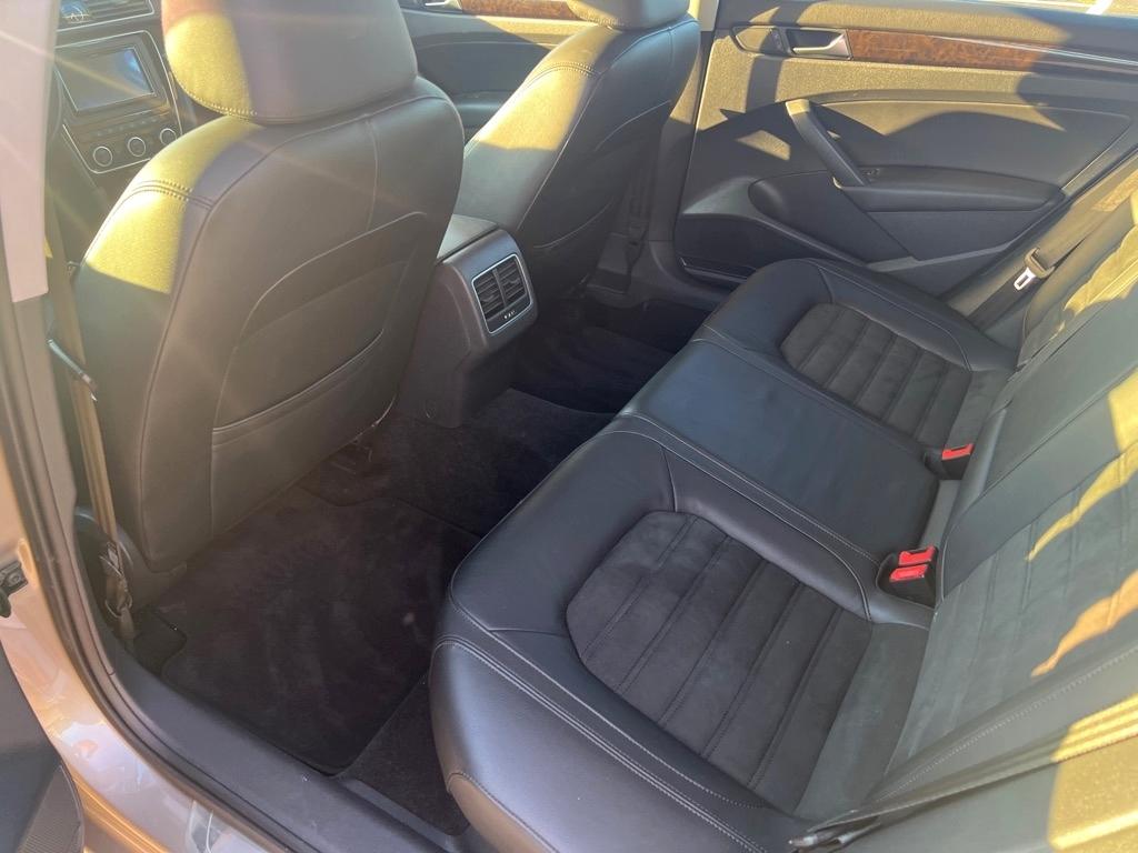 Volkswagen Passat  2015