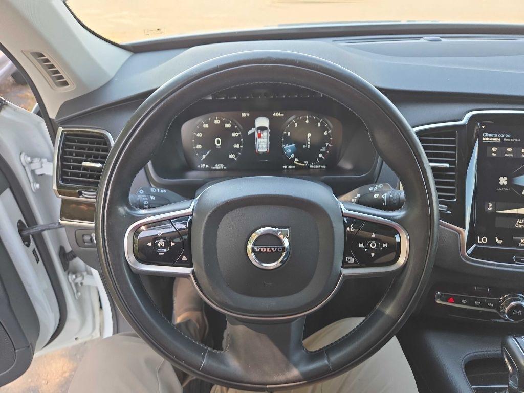 Volvo XC90  2017