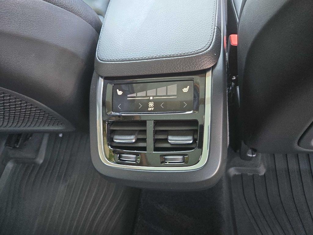Volvo XC90  2017