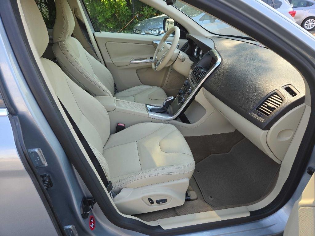 Volvo XC60  2013