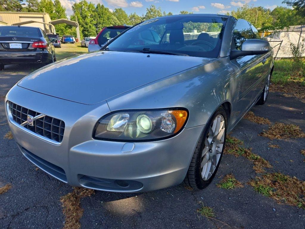 Volvo C70  2010