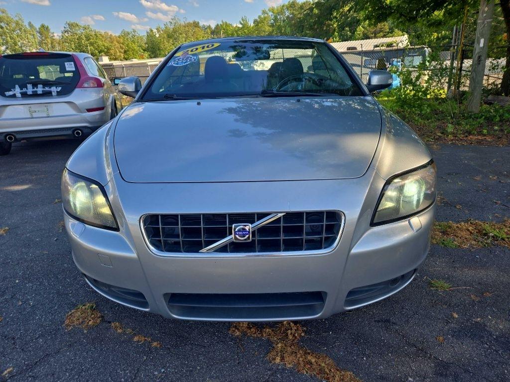 Volvo C70  2010