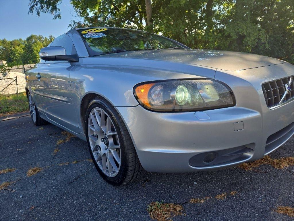 Volvo C70  2010