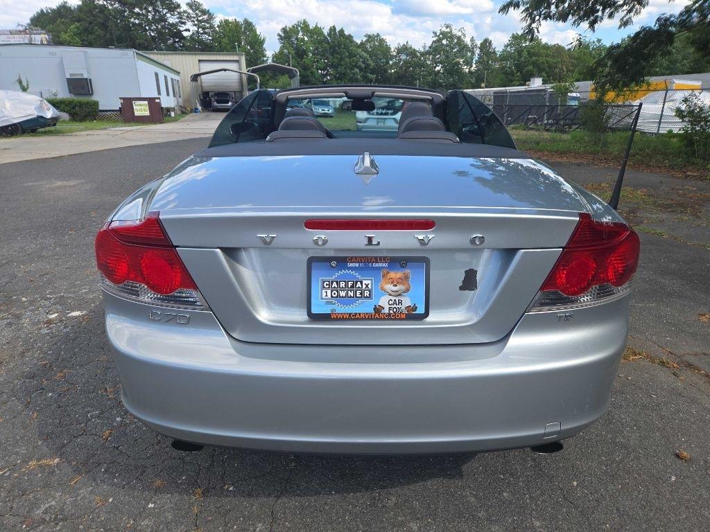 Volvo C70  2010