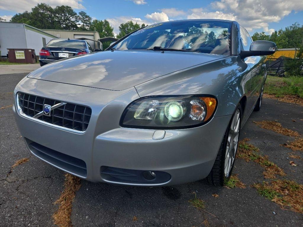 Volvo C70  2010