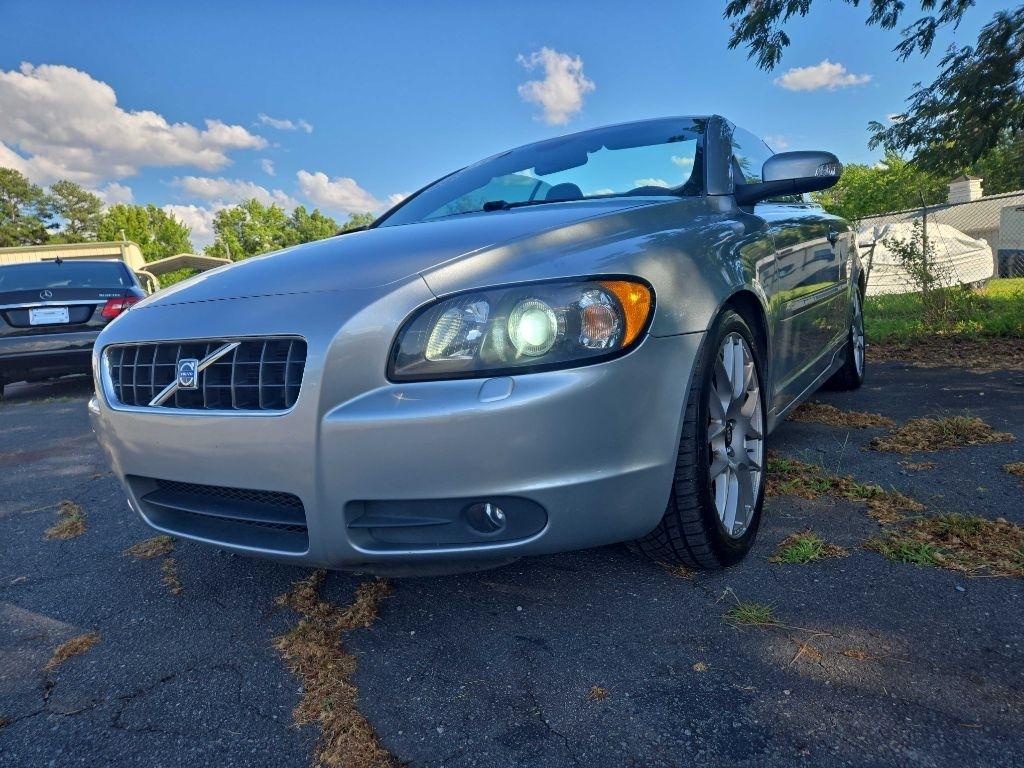 Volvo C70  2010