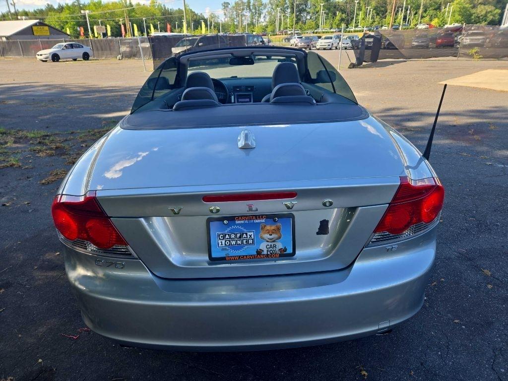 Volvo C70  2010