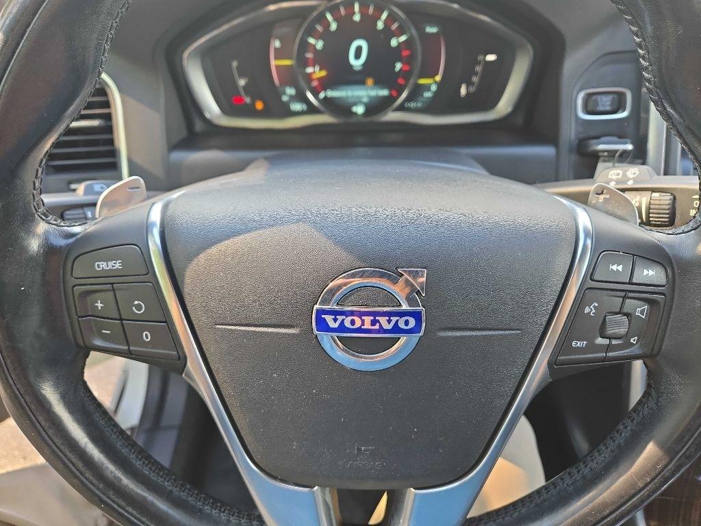 Volvo XC60  2015