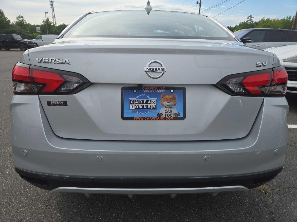 Nissan Versa  2022