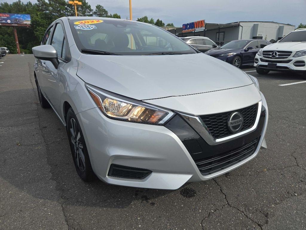 Nissan Versa  2022