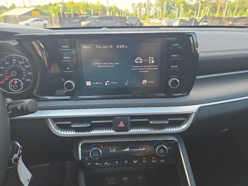 Kia K5  2022