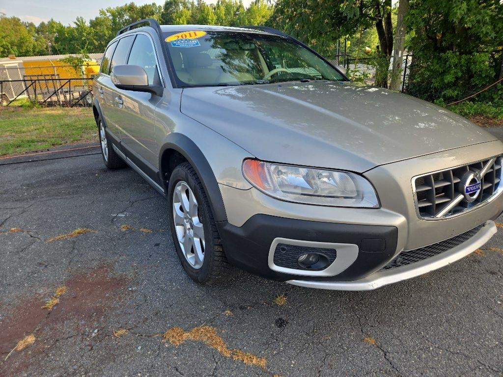 Volvo XC70  2011