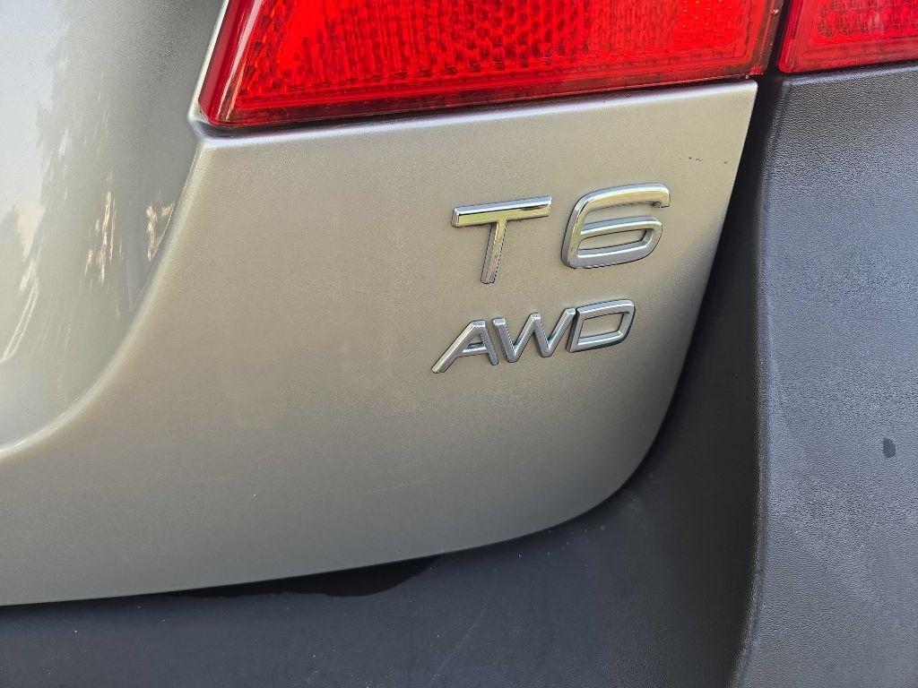 Volvo XC70  2011
