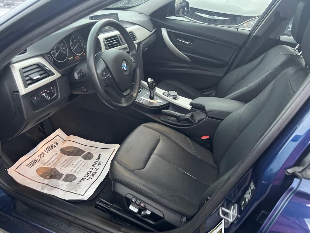 BMW 3-Series  2018